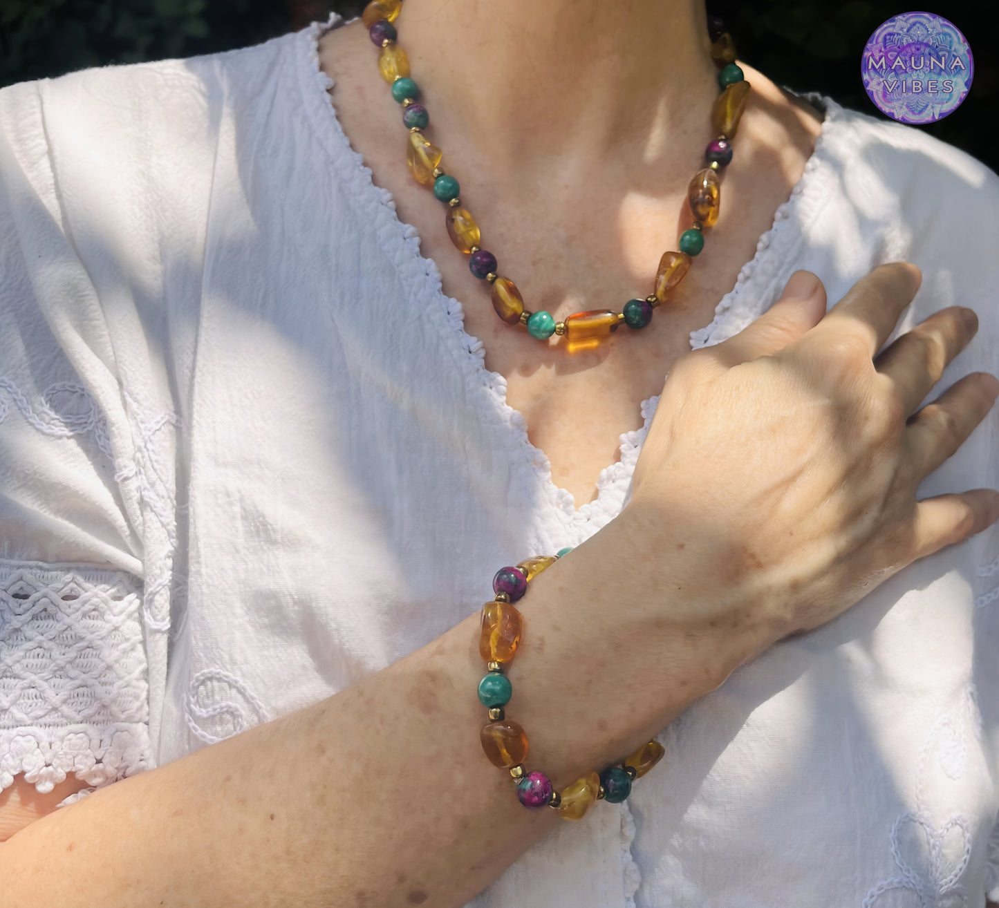 Conjunto de colar com pedras preciosas femininas com âmbar, rubi zoisita e malaquita - colar e pulseira • colar elegante e luxuoso para mulheres