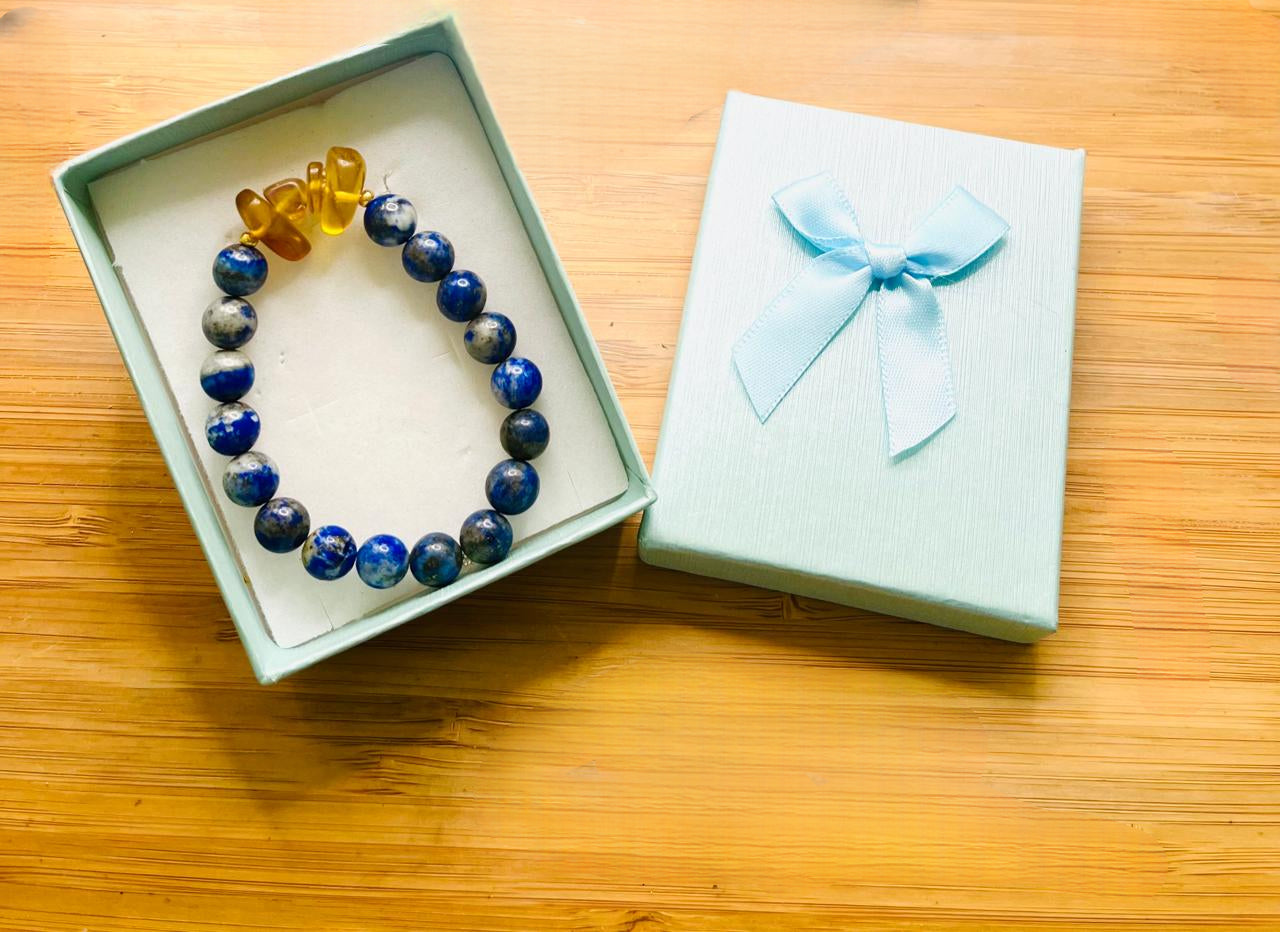 Lapis lazuli Bracelet with Dominican Amber