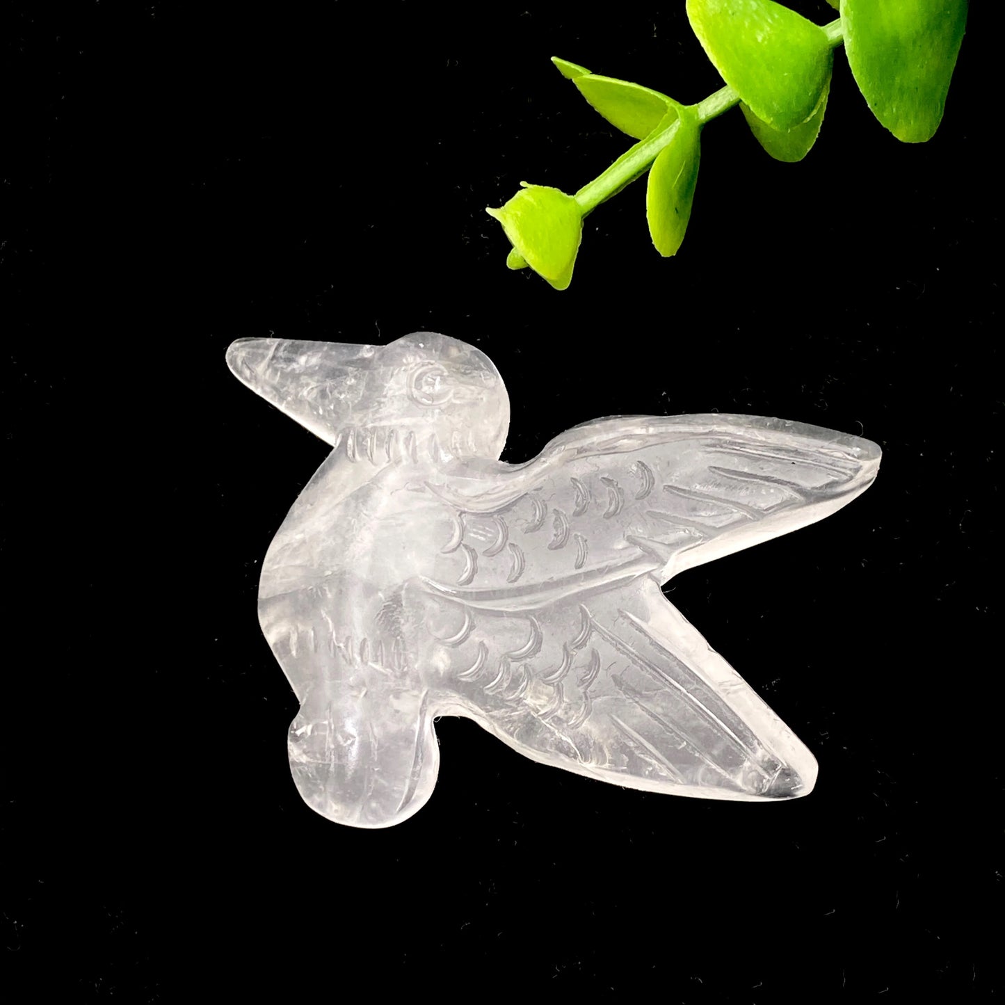 Clear Quartz Dove Carving – Hand-Carved Crystal Spiritual Bird Figurine for Collectors, Healing & Home Décor.