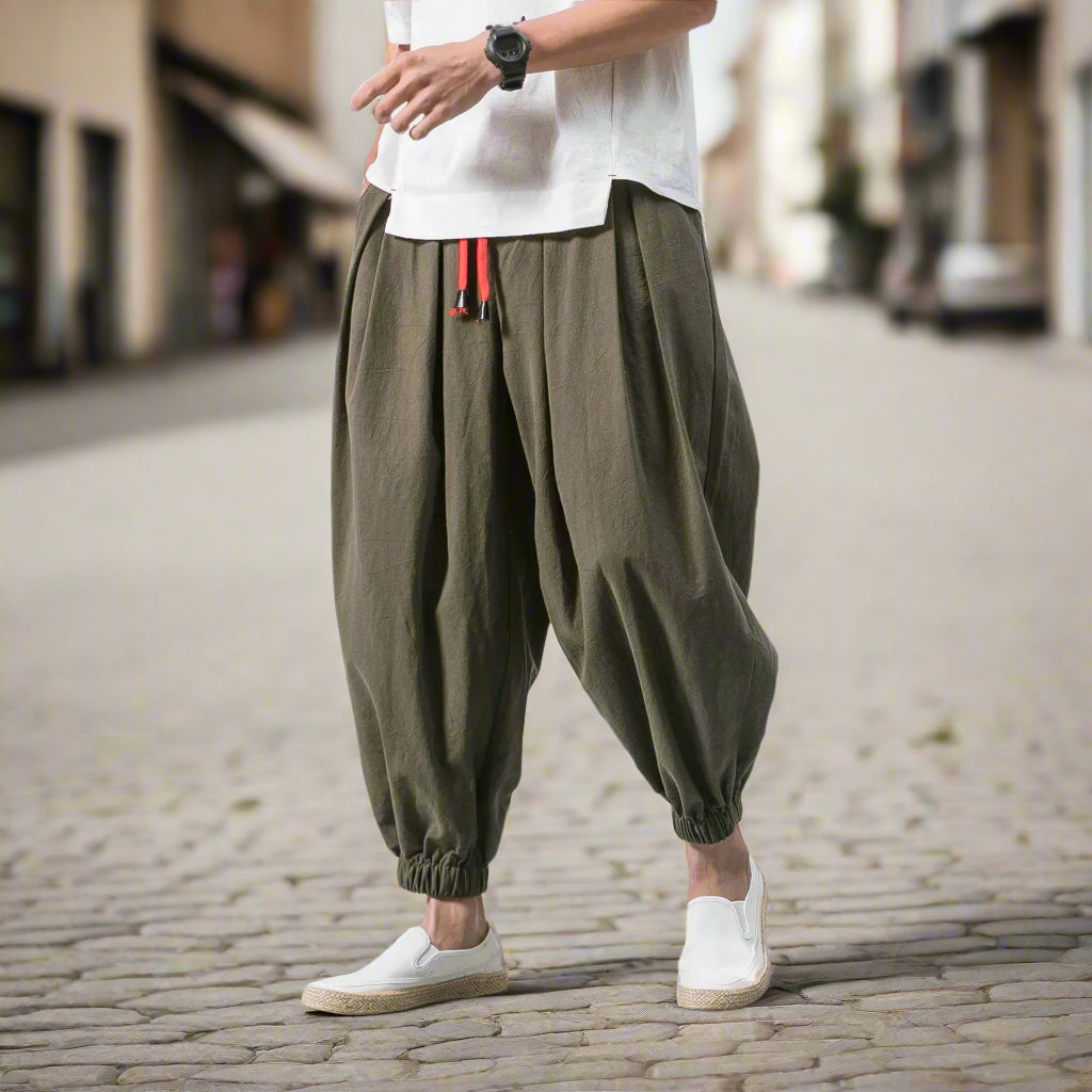 Pantalones de yoga estilo harén bohemio para hombre: pantalones holgados de verano de seda helada para meditación, ejercicio y ropa informal | Pantalones zanahoria de inspiración asiática
