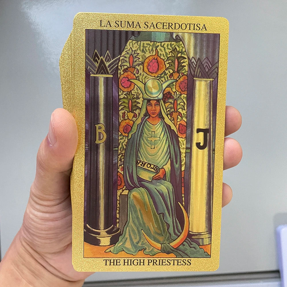 Baraja de Tarot El Loco – 78 Cartas Doradas en Español e Inglés – Incluye Guía Física para Principiantes y Expertos.