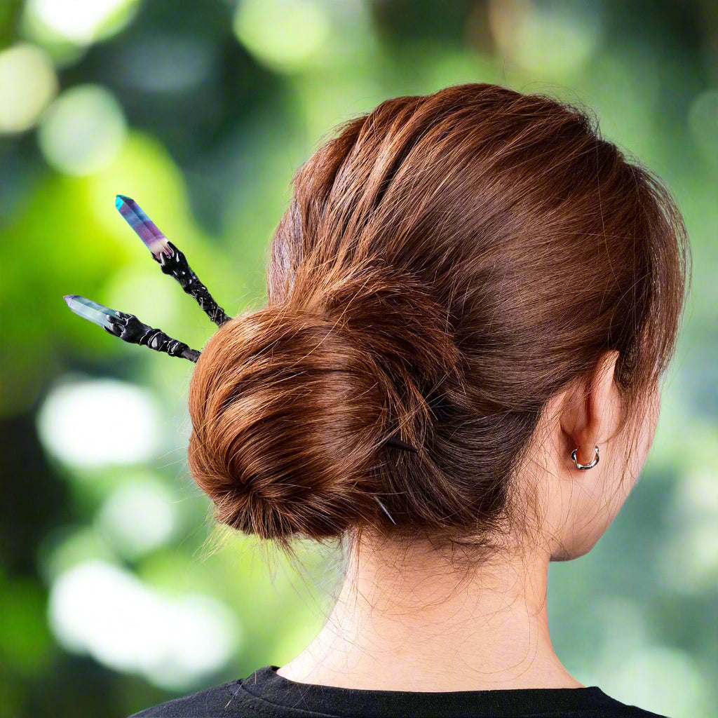 Horquilla con piedras preciosas de cristal: accesorio espiritual para el cabello con amatista, cuarzo cristal y fluorita.