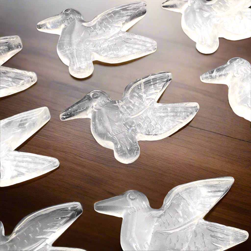 Clear Quartz Dove Carving – Hand-Carved Crystal Spiritual Bird Figurine for Collectors, Healing & Home Décor.