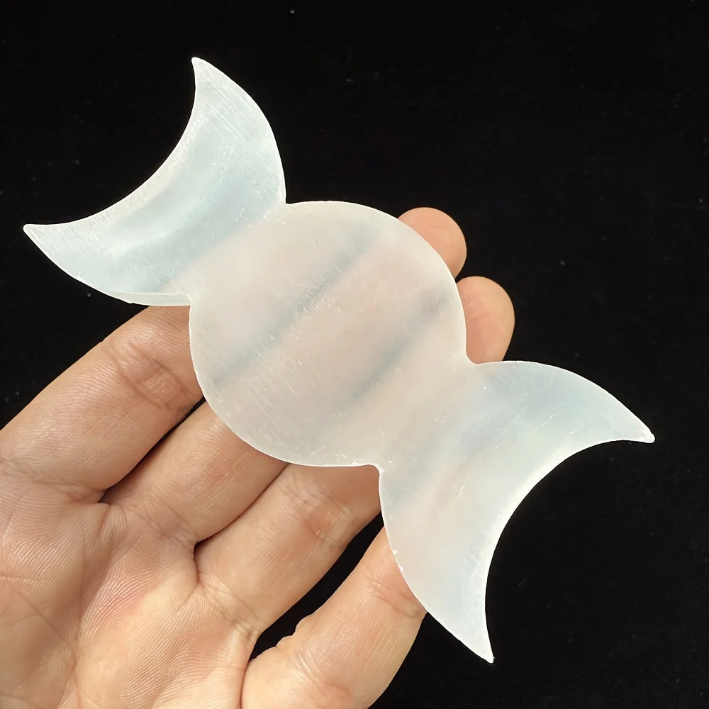 Cuenco de selenita de triple luna: cuenco de cristal de diosa de 15 cm para curación, rituales y decoración | Plato de altar lunar | Perfecto para el hogar o el spa.