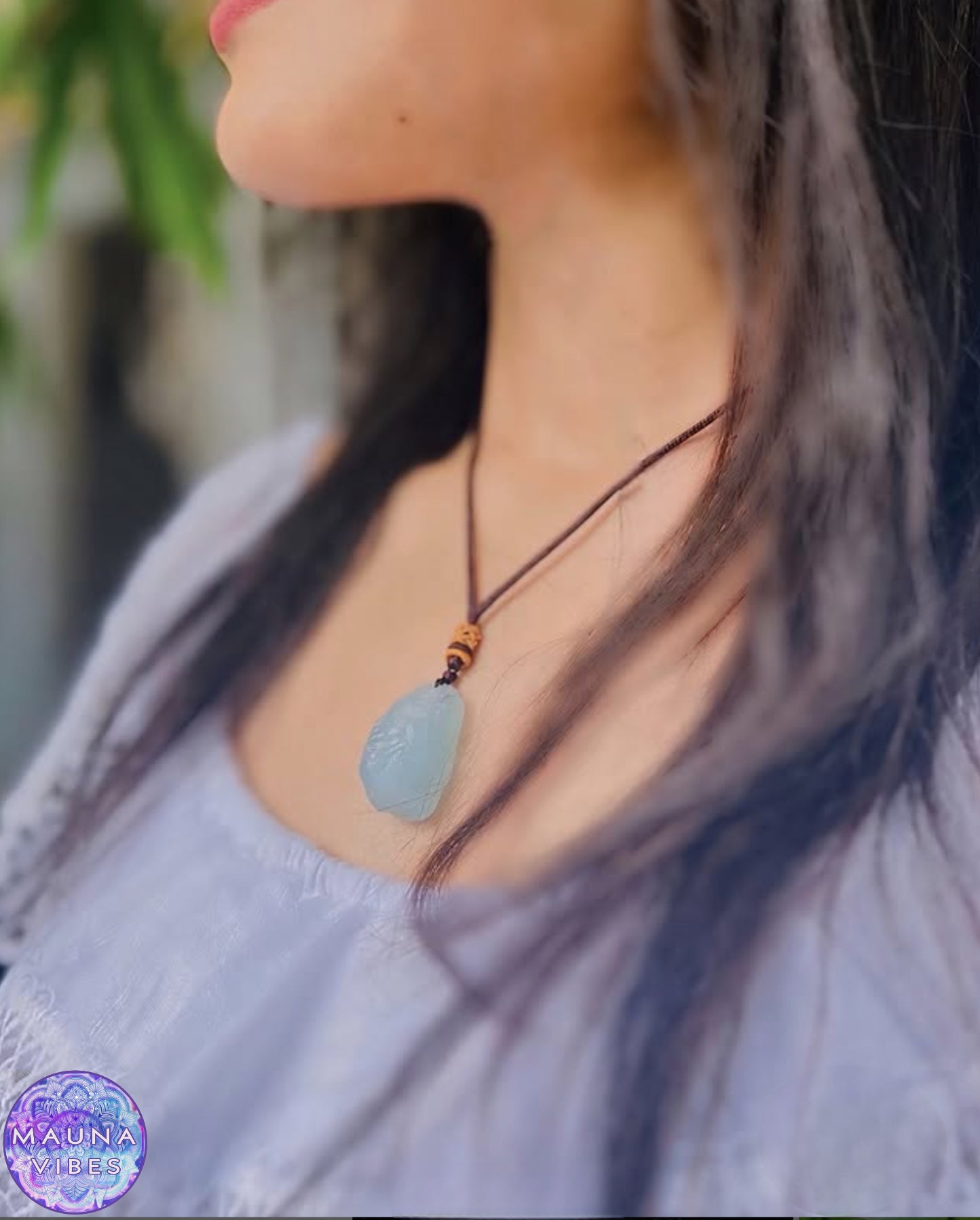 Collar ajustable de aguamarina: collar de piedra cruda para hombres y mujeres: piedra de coraje, calma y claridad.