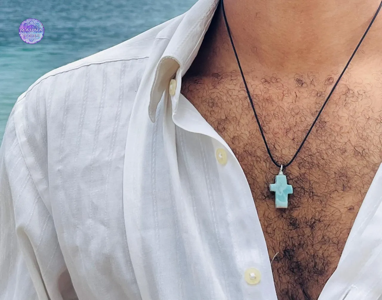 Colgante de cruz de larimar, hermoso collar de regalo de cruz espiritual con larimar genuino de la República Dominicana.