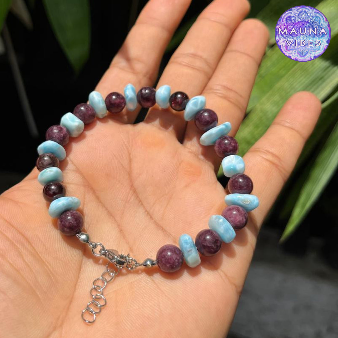 Larimar Bracelet with Garnet – 8mm Beads & Natural Chips