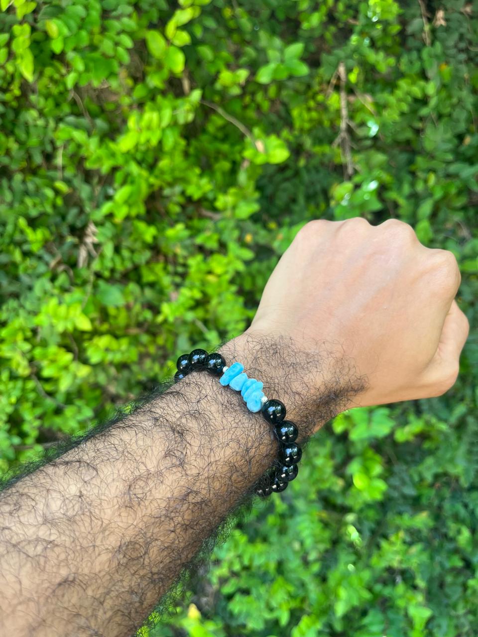 Pulsera de obsidiana larimar con chips de larimar - Pulsera de piedras preciosas para hombres y mujeres.