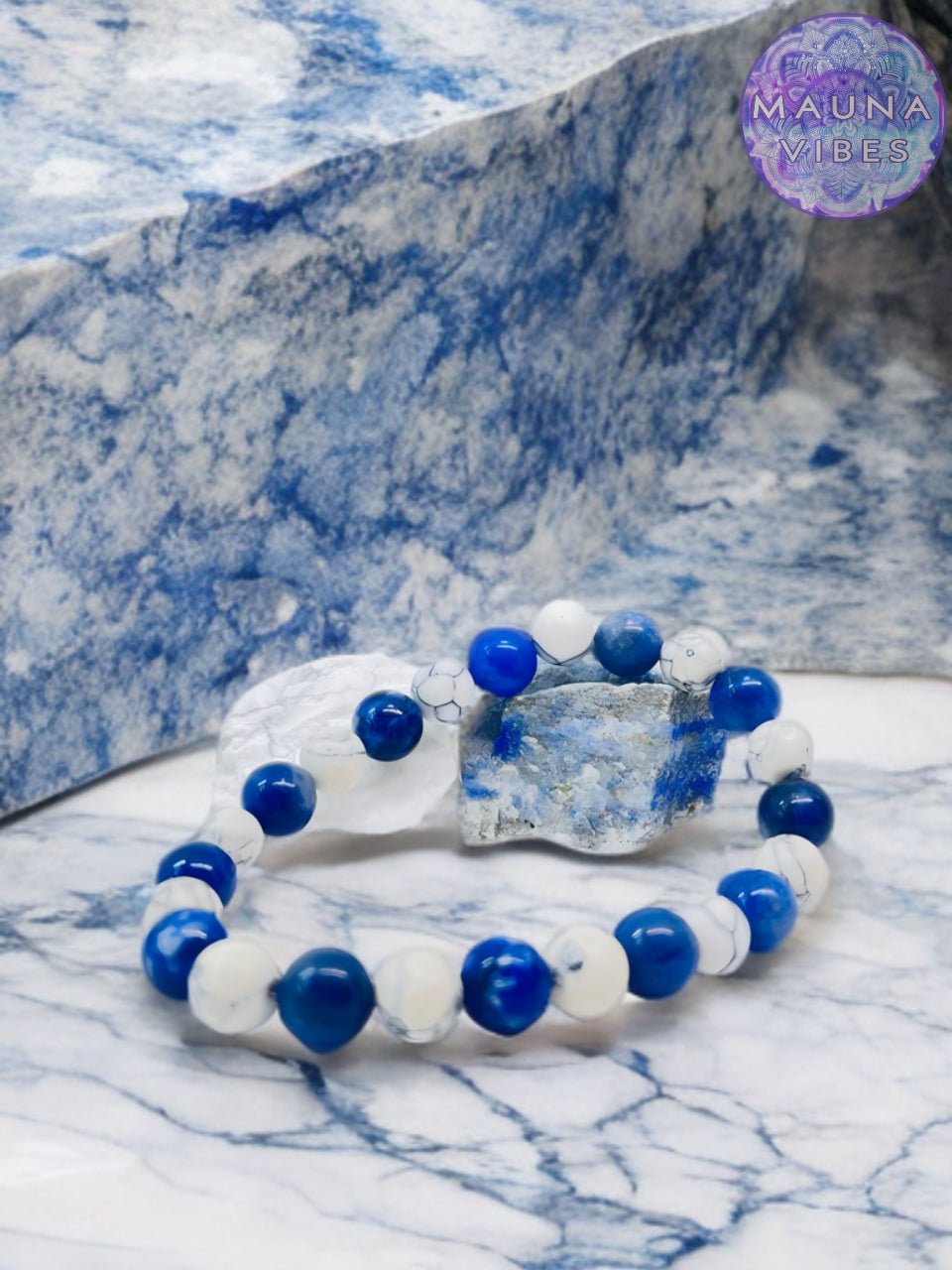 Pulsera de Howlita y Sodalita para Hombre y Mujer: Potencia la Intuición, la Claridad Mental, la Paz Interior, el Equilibrio Emocional y el Crecimiento Espiritual. Joyas de Cristal Curativo para Aliviar el Estrés, la Meditación y la Energía Positiva.