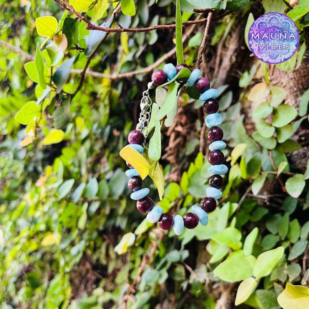 Larimar Bracelet with Garnet – 8mm Beads & Natural Chips