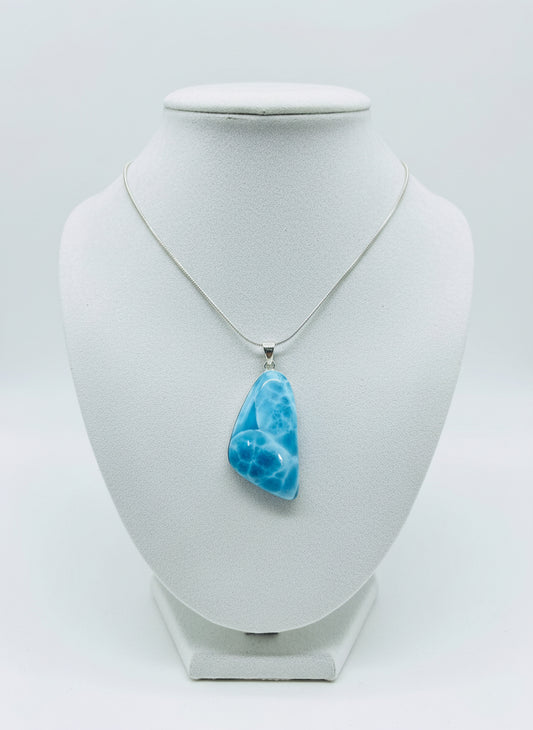 Colgante Larimar AAA Exclusivo Azul Aguamarina Profundo, Totalmente Recubierto de Plata de Ley 925