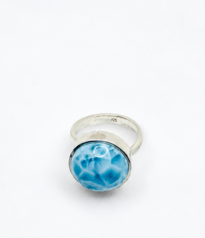 a Lariamar ring