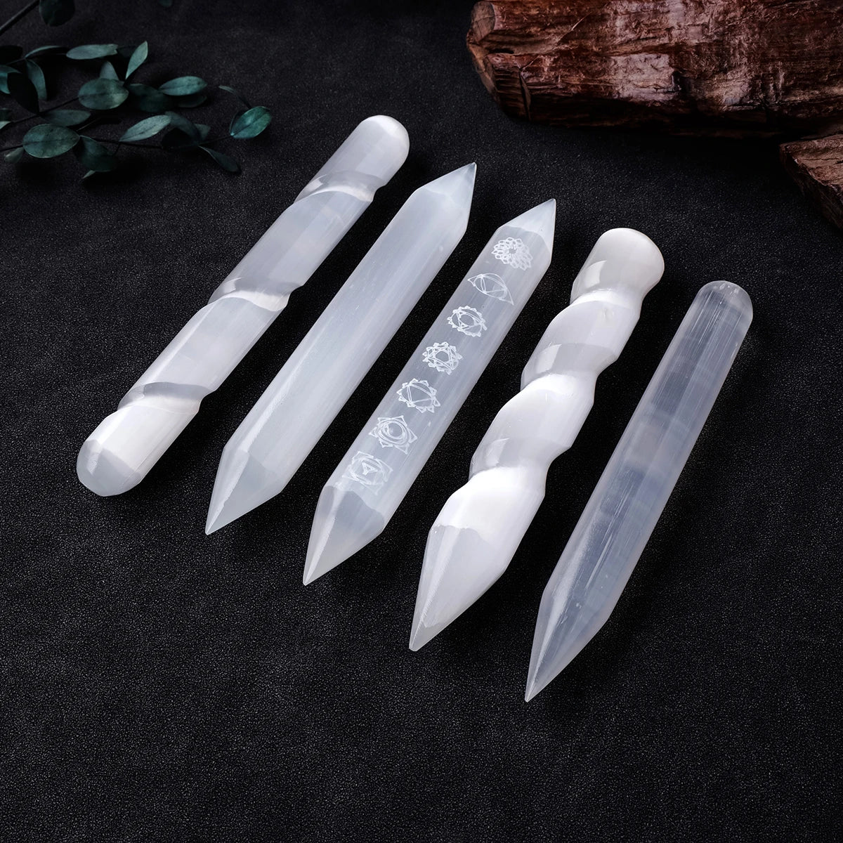 Selenite Energy Wand– Natural Healing Stick for Reiki, Protection & Home Decor (14–15cm)