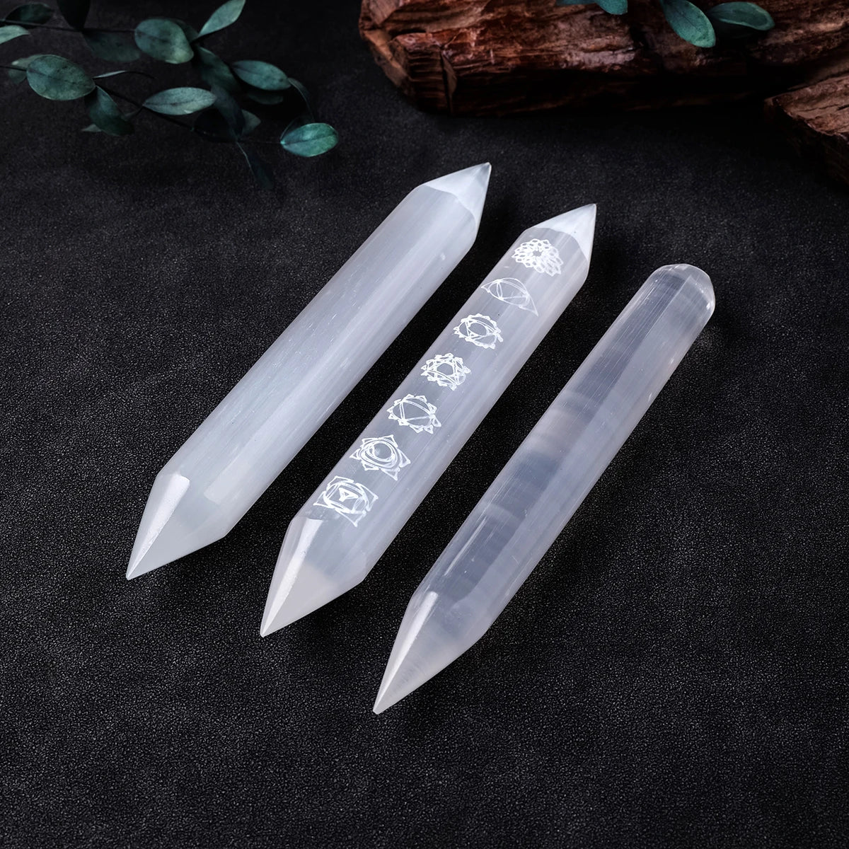 Selenite Energy Wand– Natural Healing Stick for Reiki, Protection & Home Decor (14–15cm)
