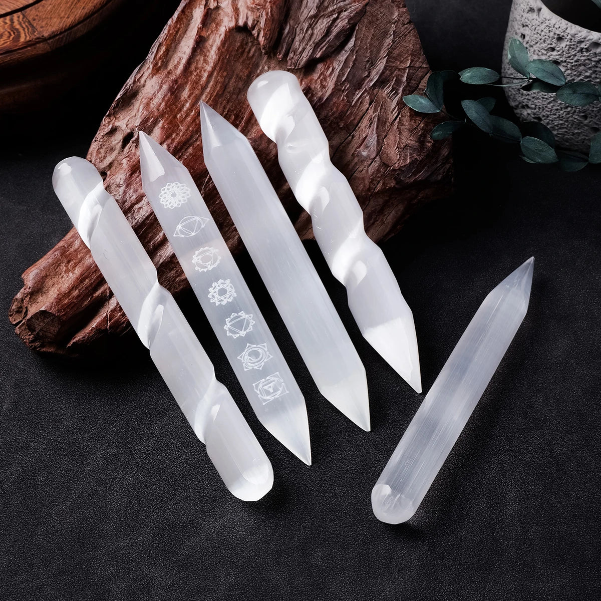 Selenite Energy Wand– Natural Healing Stick for Reiki, Protection & Home Decor (14–15cm)
