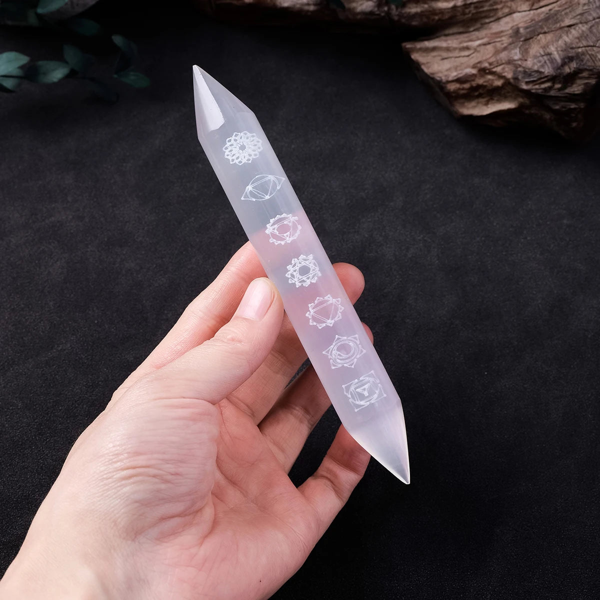 Selenite Energy Wand– Natural Healing Stick for Reiki, Protection & Home Decor (14–15cm)