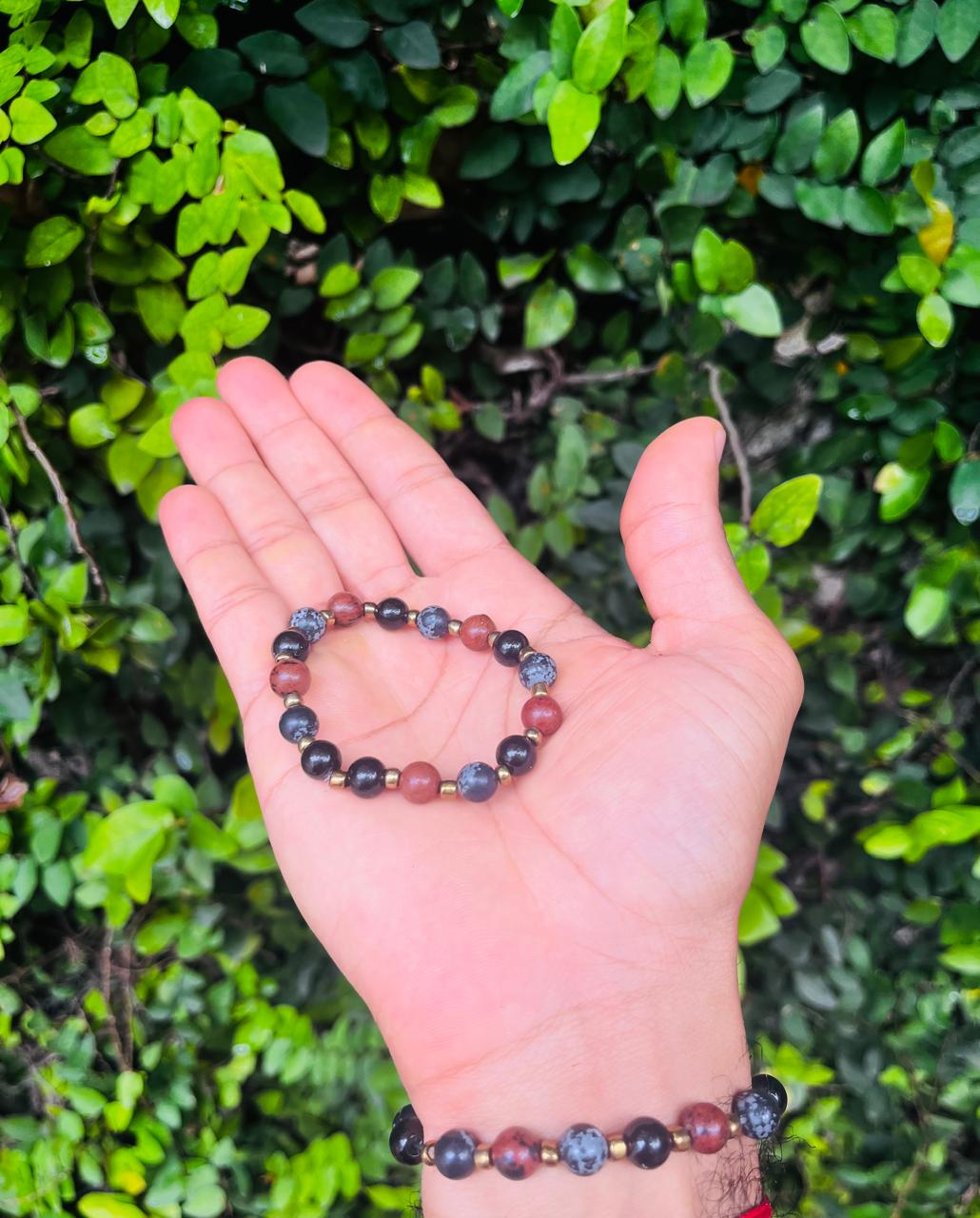 Pulseira de Obsidiana para Homens e Mulheres – Obsidiana Vermelha, Preta e Floco de Neve - Pulseira para Proteção, Força e Aterramento Presente para Ele ou Ela