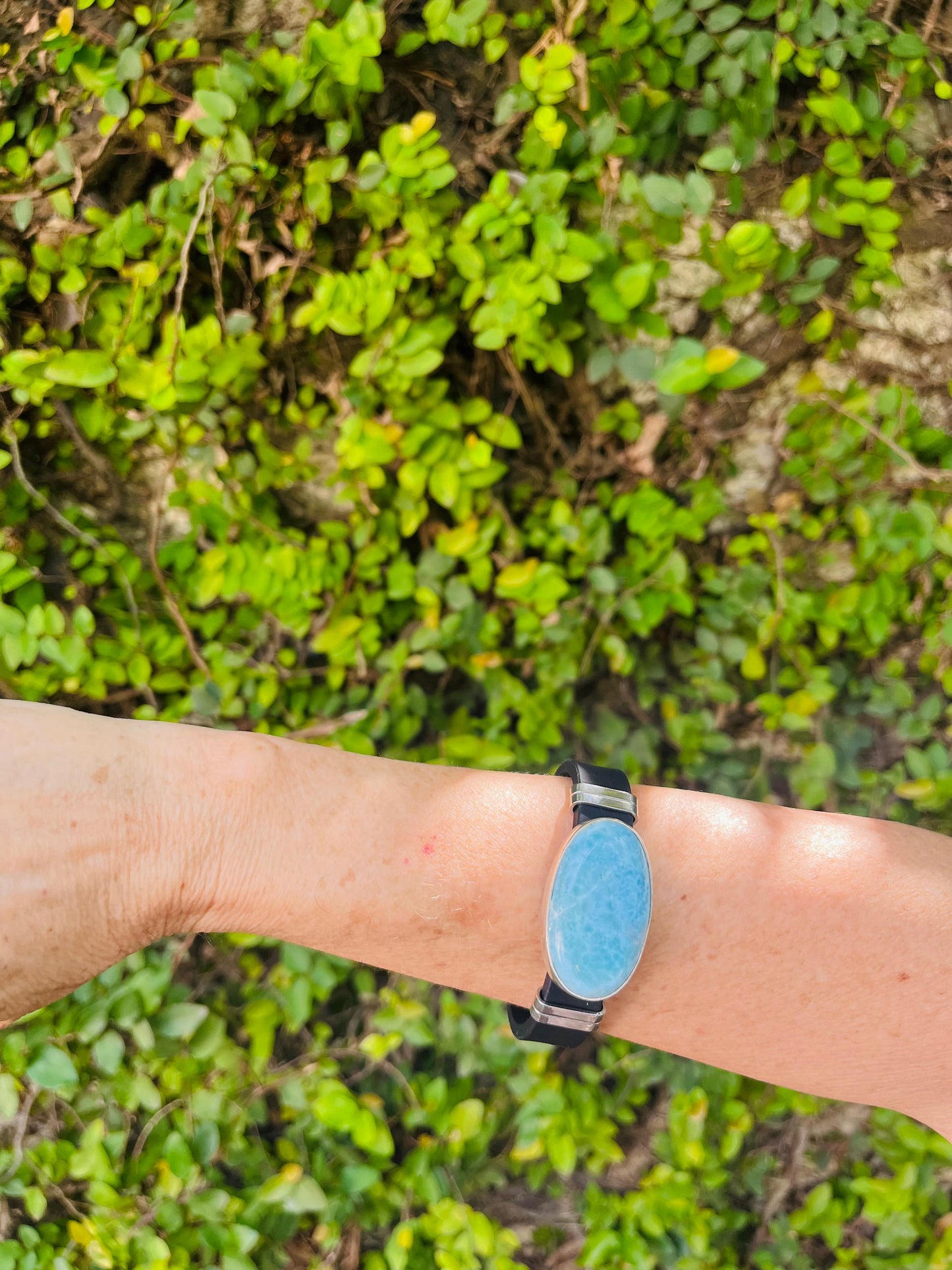 Pulsera de Larimar – Piedra azul natural con correa de acero inoxidable y caucho para hombres y mujeres