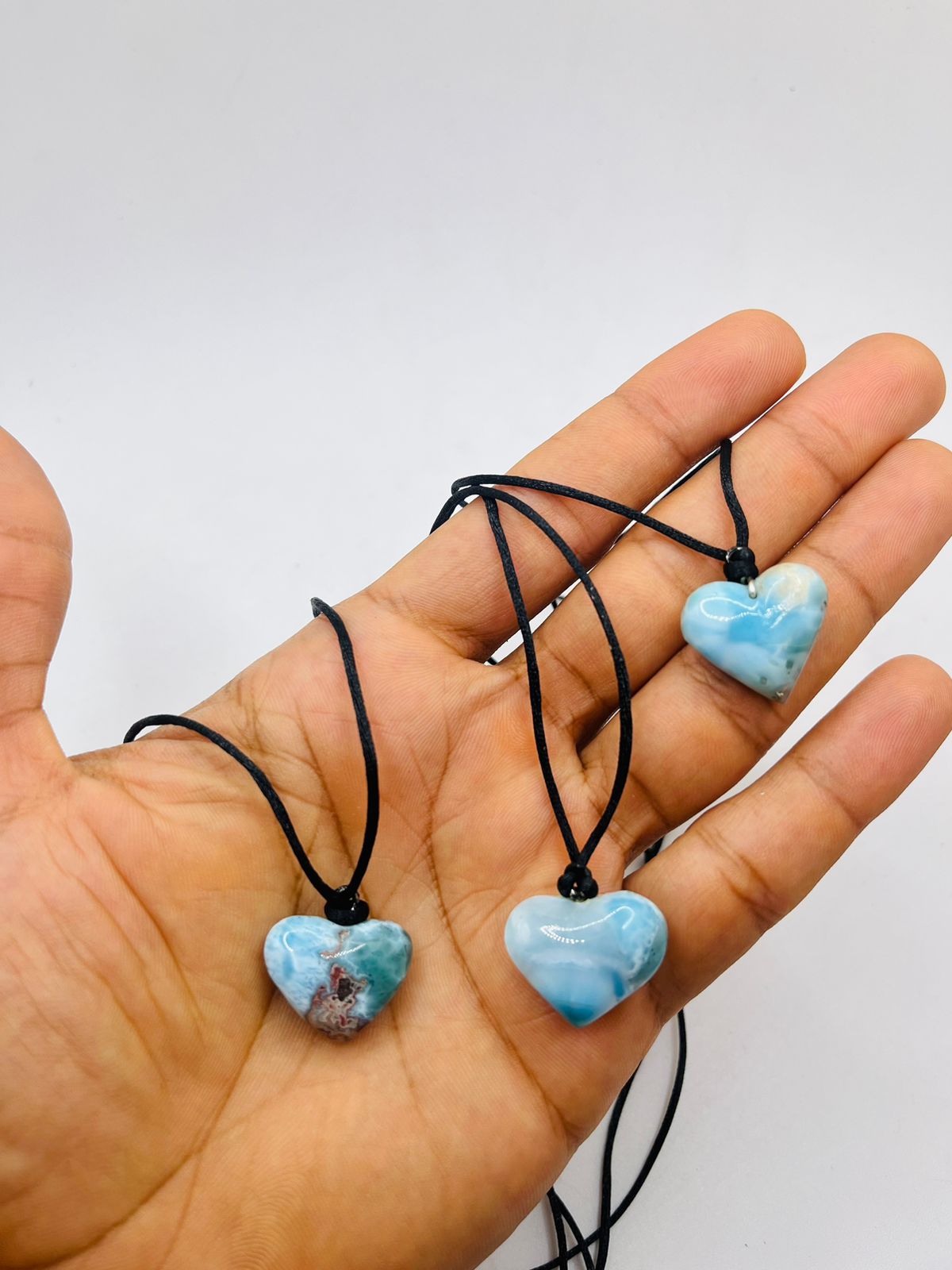 Collar de Corazón de Piedra Larimar de República Dominicana - Colgante de piedra preciosa azul caribeña - Joyería de cristal curativo - Regalo hecho a mano - Unisex