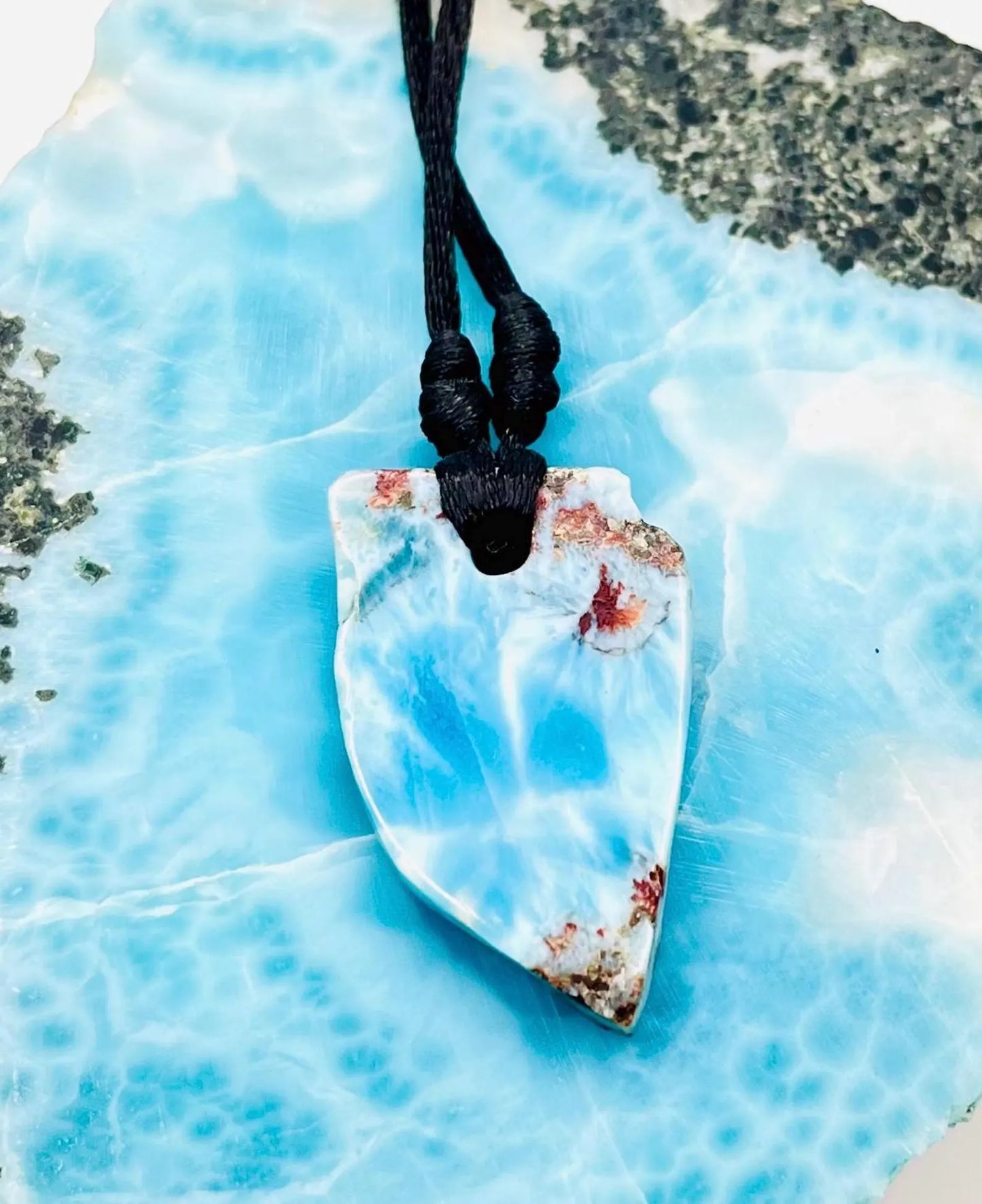 Collar con colgante de larimar AAA: piedra preciosa azul dominicana, collar ajustable para hombre y mujer.