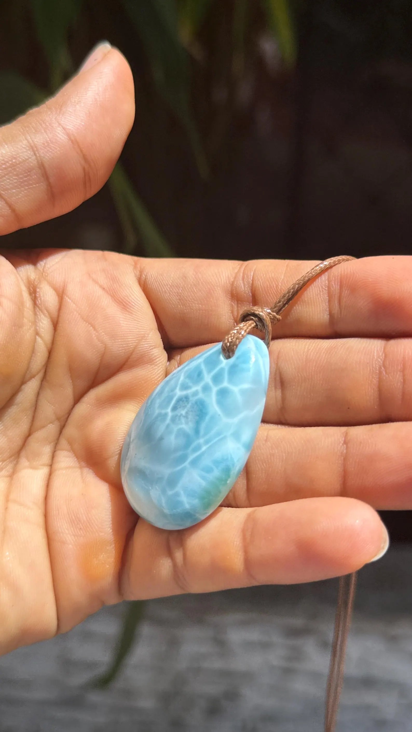 Dominican Larimar necklace, close-up of the stone, for everyday wear, Mauna Vibes