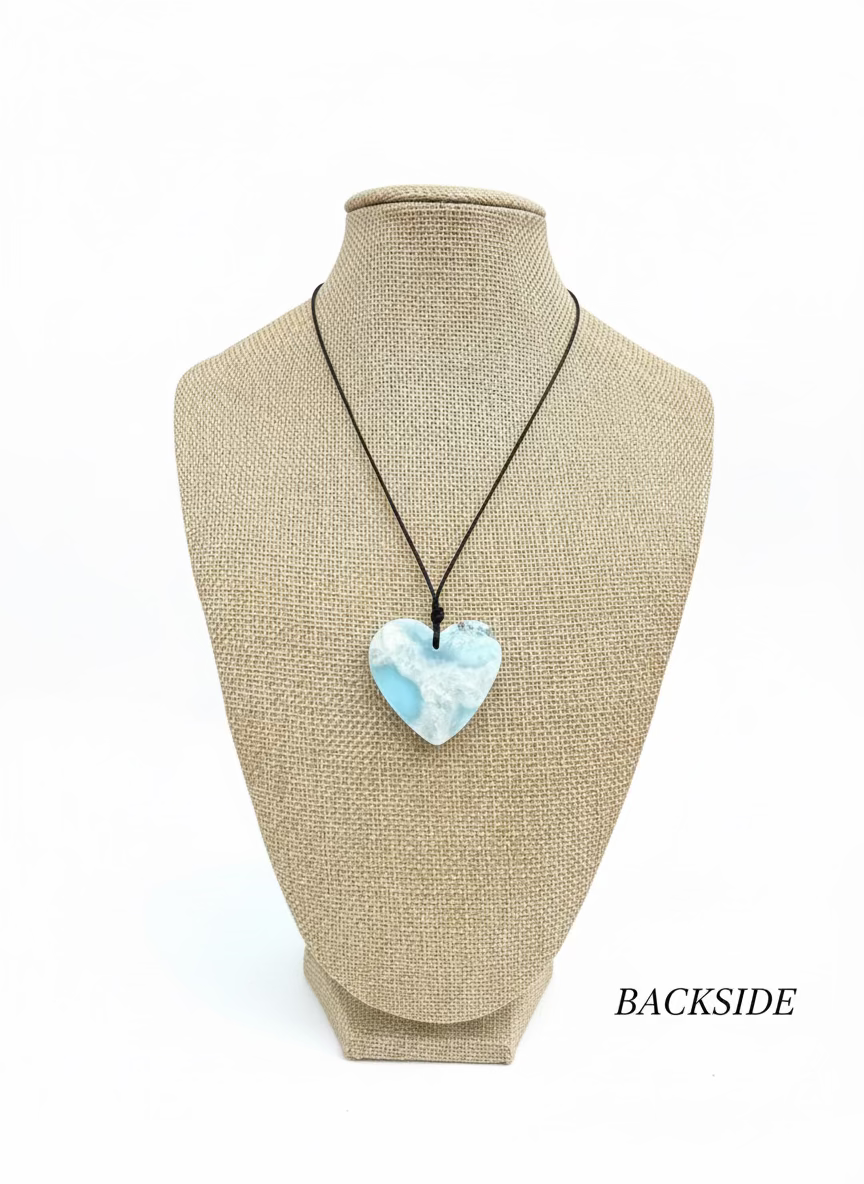 larimar Haert stone
