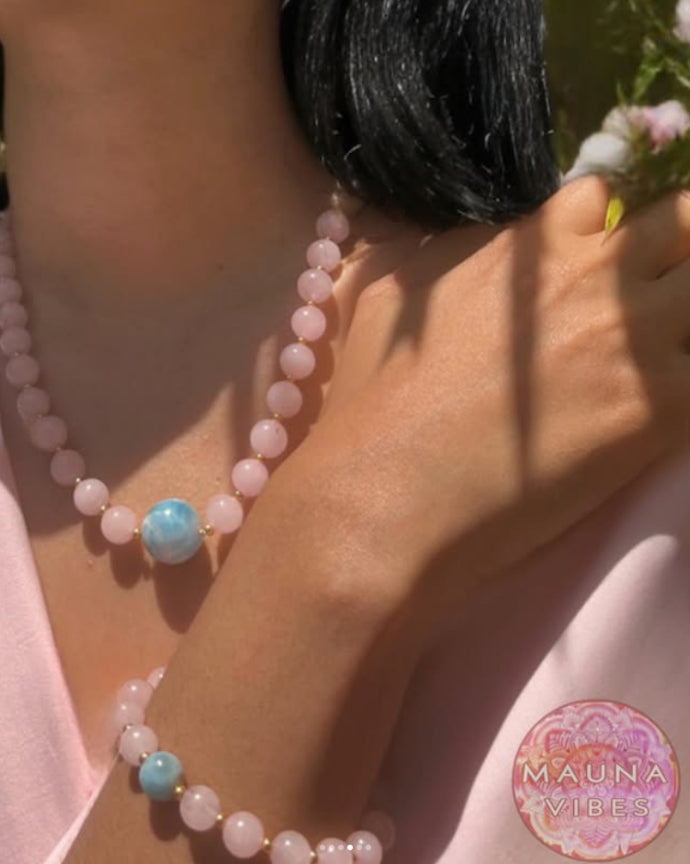 Exclusive Rose Quartz and Larimar – Jewelry set with Necklace, Bracelet & Earrings – Gold-Plated, Adjustable, Handmade | Boho Chic Jewelry for Love & Serenity.
